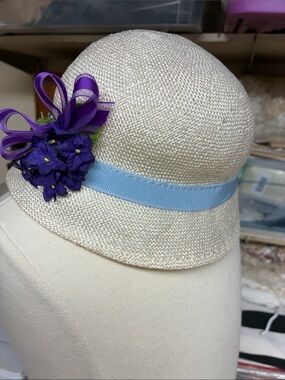 Vintage 1930s made in France Cream Straw Kids Hat